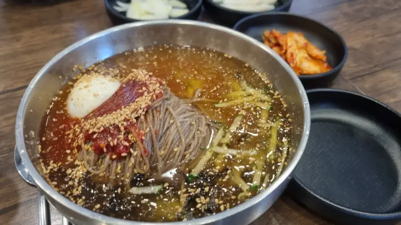 [대구 들안길 맛집] 30도 무더위 날려줄 '봉평메밀국시' 내돈내산 후기 (ft. 전체 메뉴 총정리)