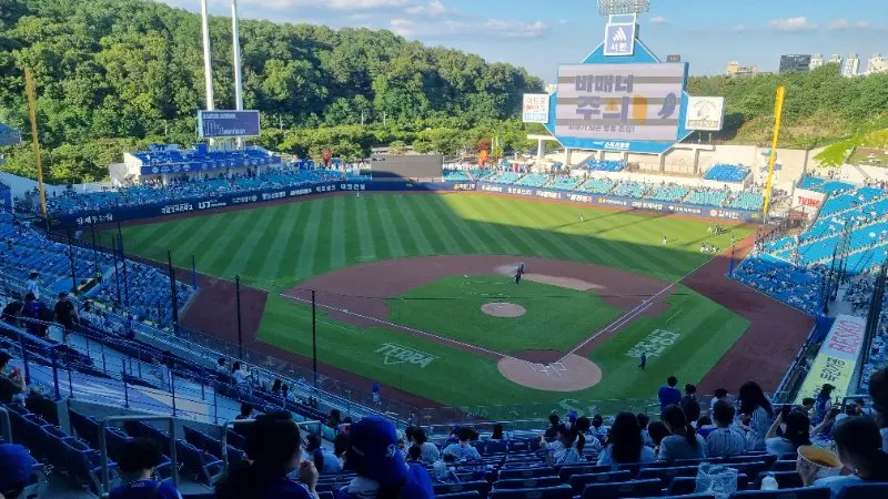 대구삼성라이온즈파크 스카이석 U14구역 17열 14번 좌석 시야 및 직관 리뷰